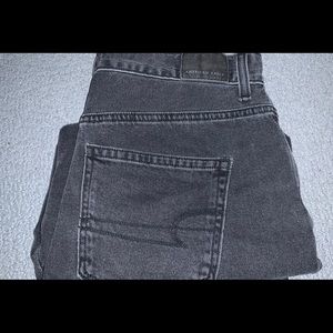 American eagle mom jeans